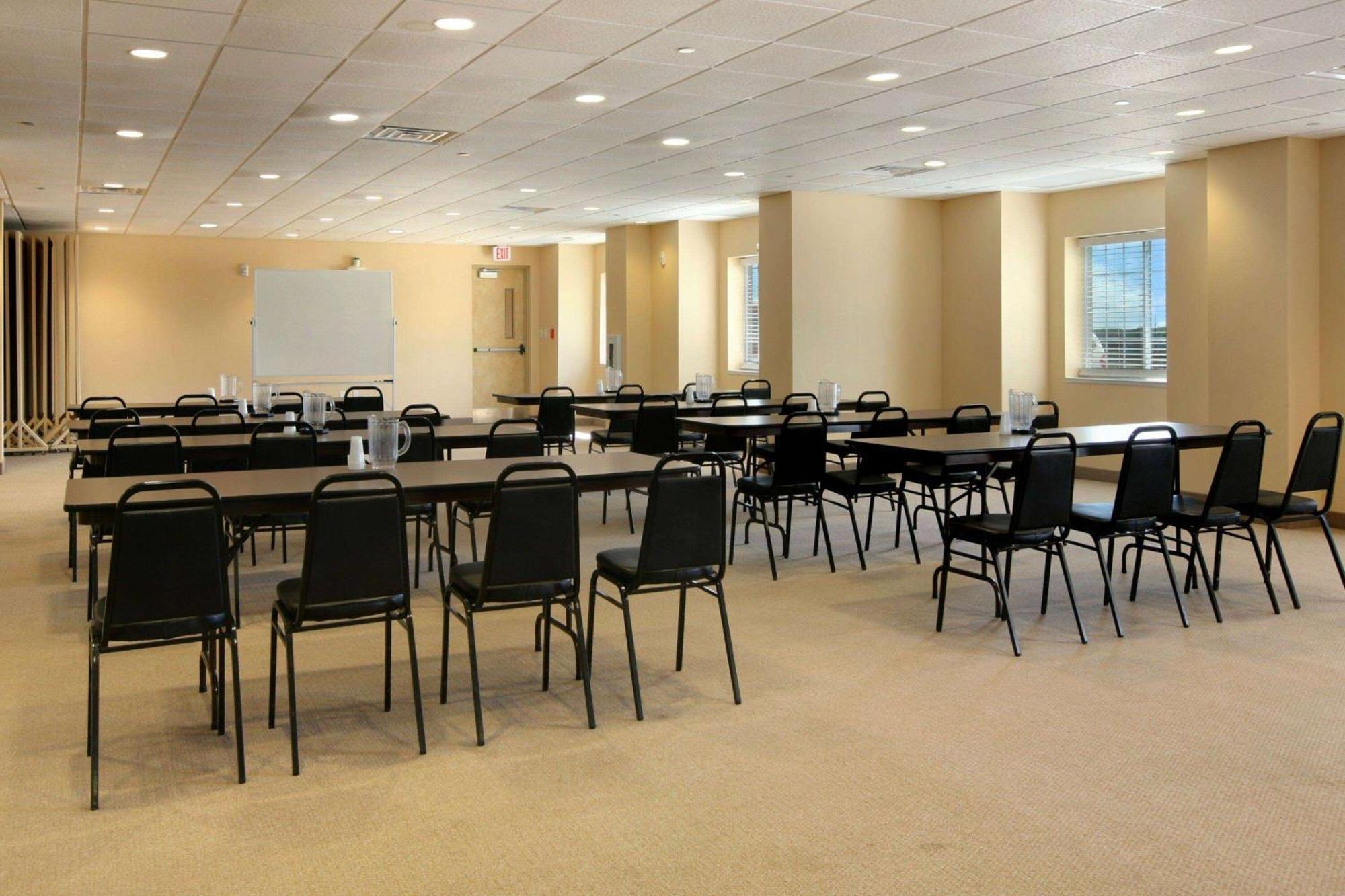 Microtel Inn & Suites By Wyndham Quincy Downtown - River Area Ngoại thất bức ảnh