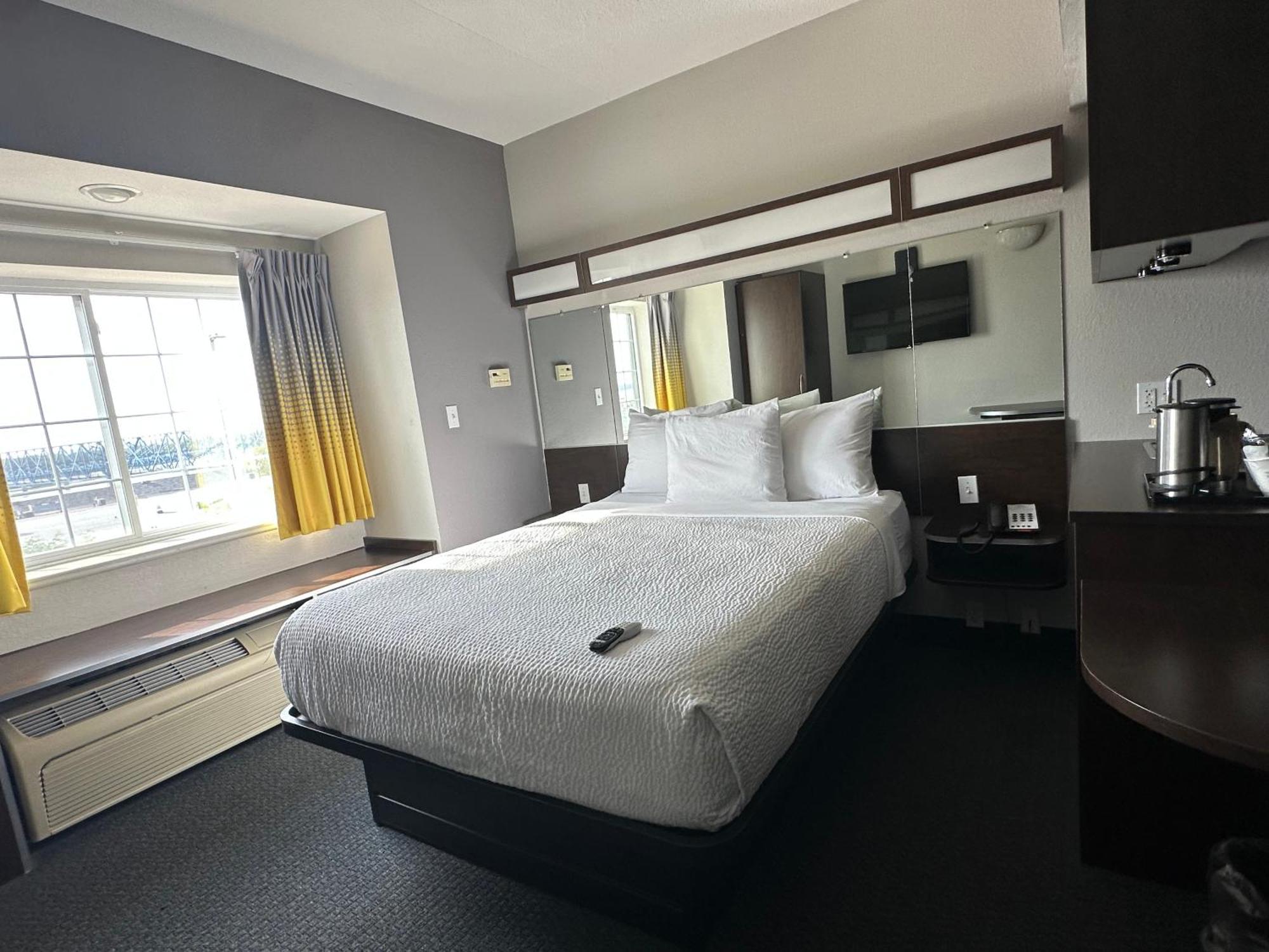 Microtel Inn & Suites By Wyndham Quincy Downtown - River Area Ngoại thất bức ảnh