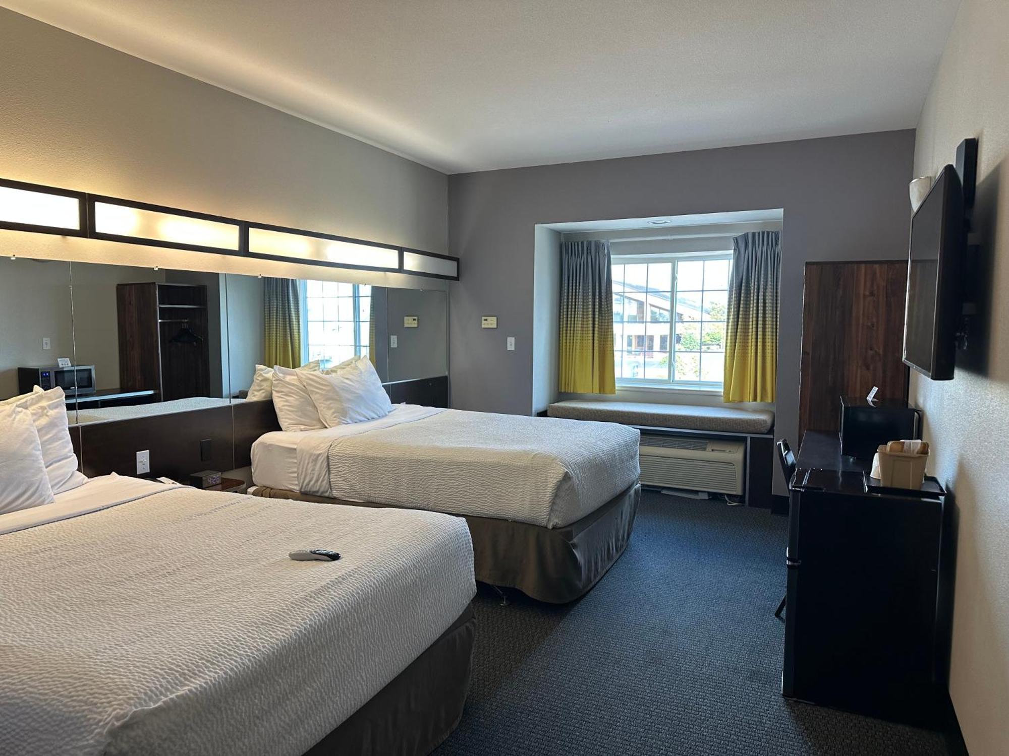 Microtel Inn & Suites By Wyndham Quincy Downtown - River Area Ngoại thất bức ảnh