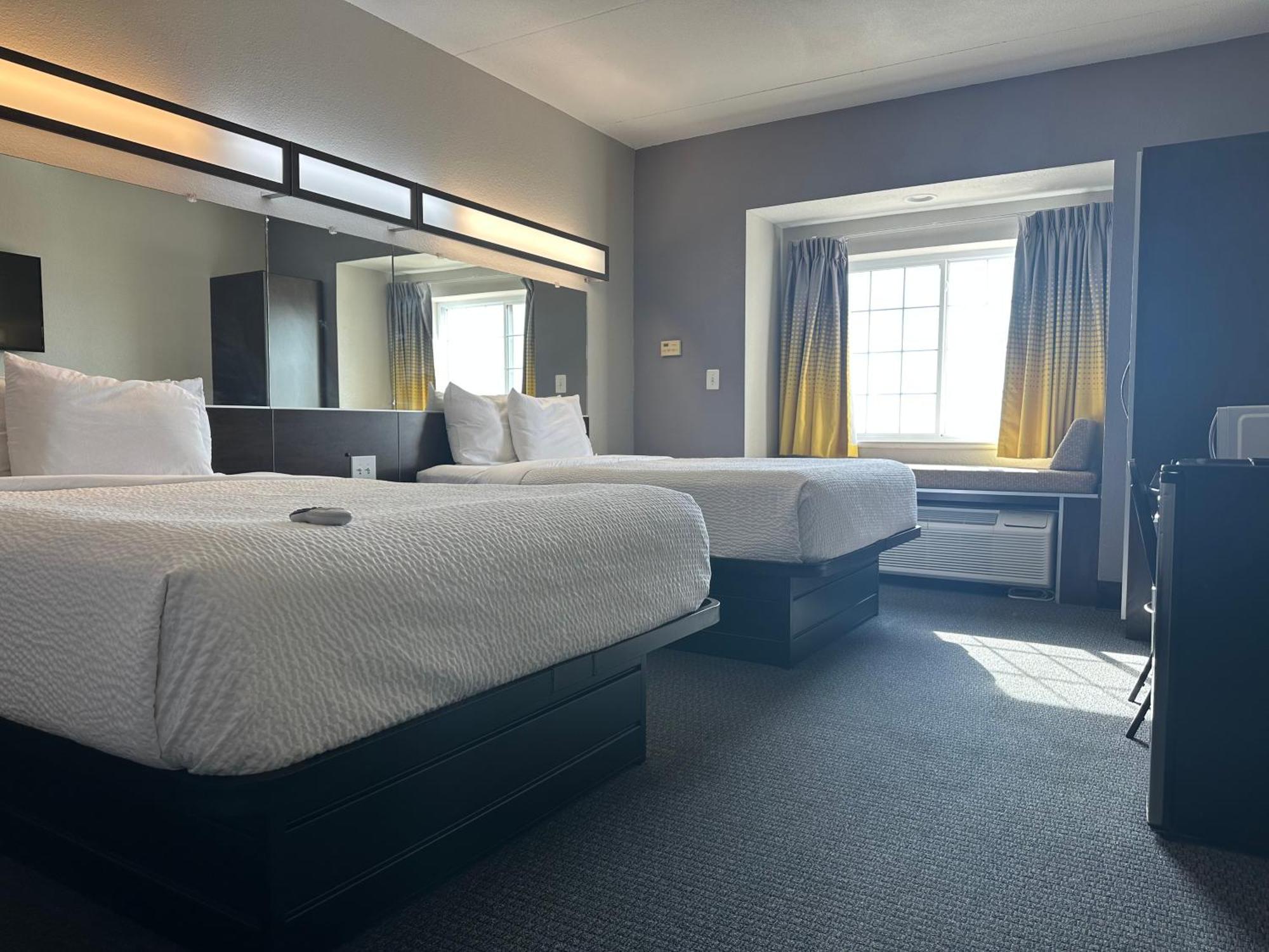 Microtel Inn & Suites By Wyndham Quincy Downtown - River Area Ngoại thất bức ảnh