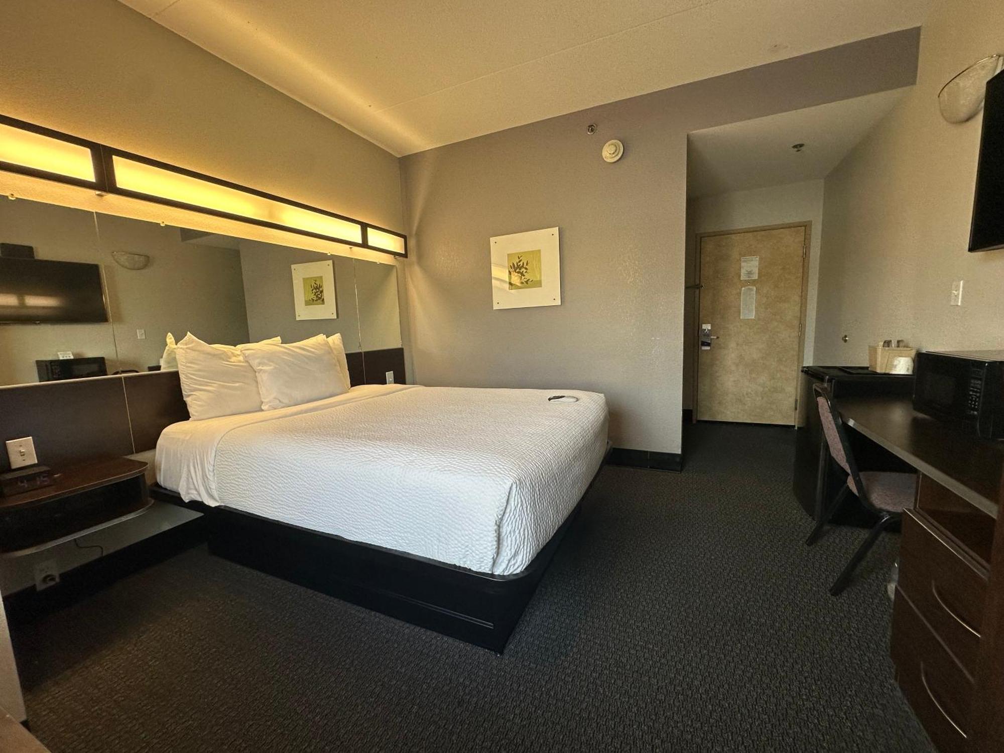 Microtel Inn & Suites By Wyndham Quincy Downtown - River Area Ngoại thất bức ảnh